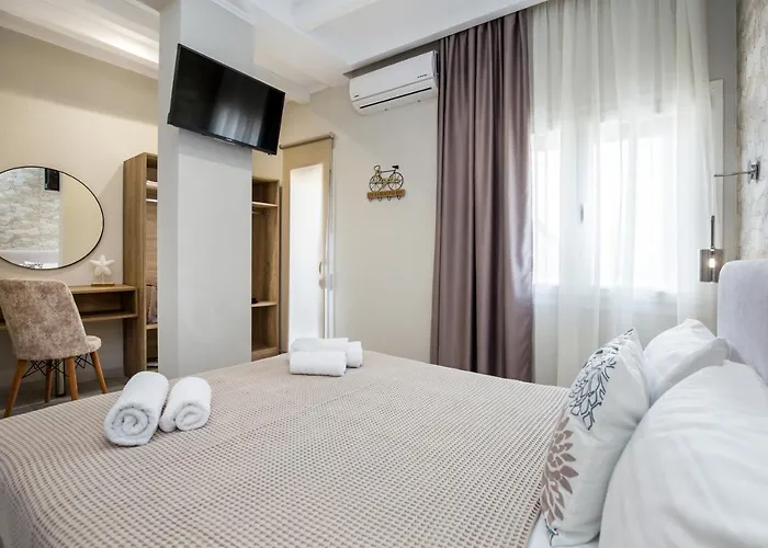 Le Vieux Quartier Apartament *